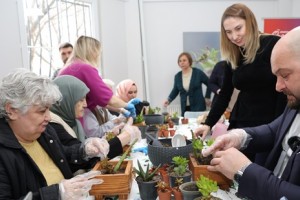 Atakum ’da İleri Yaştaki Vatandaşlara Yönelik Teraryum Atölyesi 